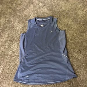 Nike women’s workout top